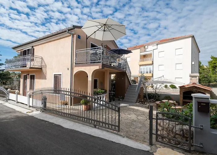 Апартаменты By The Sea Starigrad, Paklenica - 21824 *